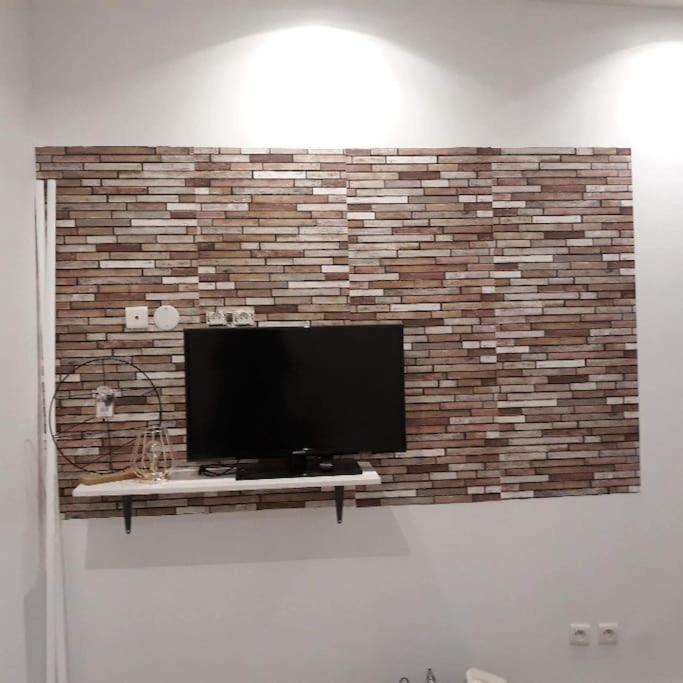 Appartement Agreable Au Centre Wifi Saint-Leonard-de-Noblat Luaran gambar